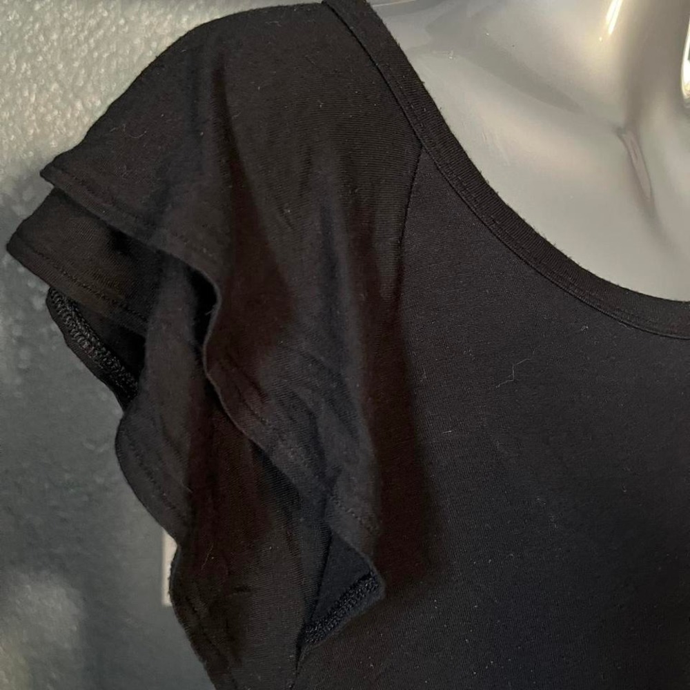 Flowy Ruffle Sleeve Gap Top - Picture 2 of 4